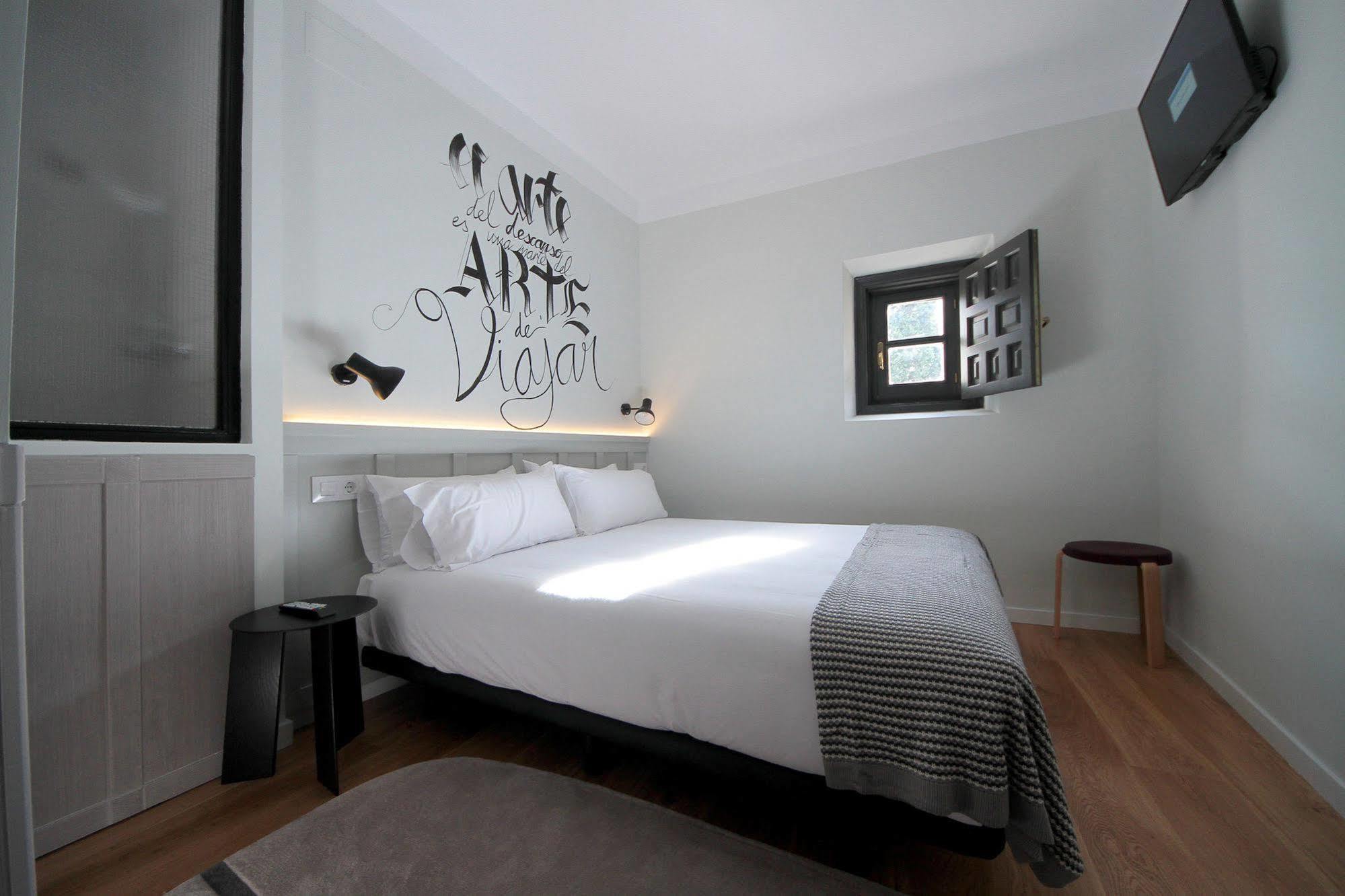 Hostel H Complutum Alcalá de Henares Exteriér fotografie